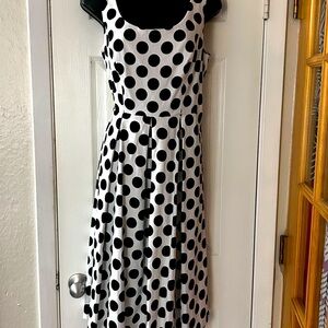 Chetta B fit/flare white with black polka dot dress. Size 10.